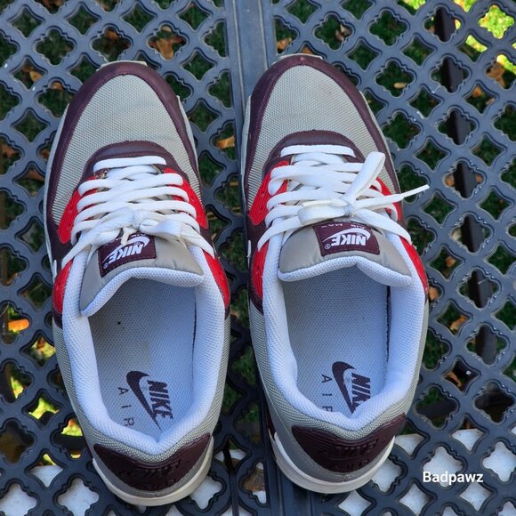 ❤️️SOLD!!!❤️ Men’s 11  Nike Air Max 90 ‘Team Red’ Running Shoes 325018-604 - Picture 3 of 8